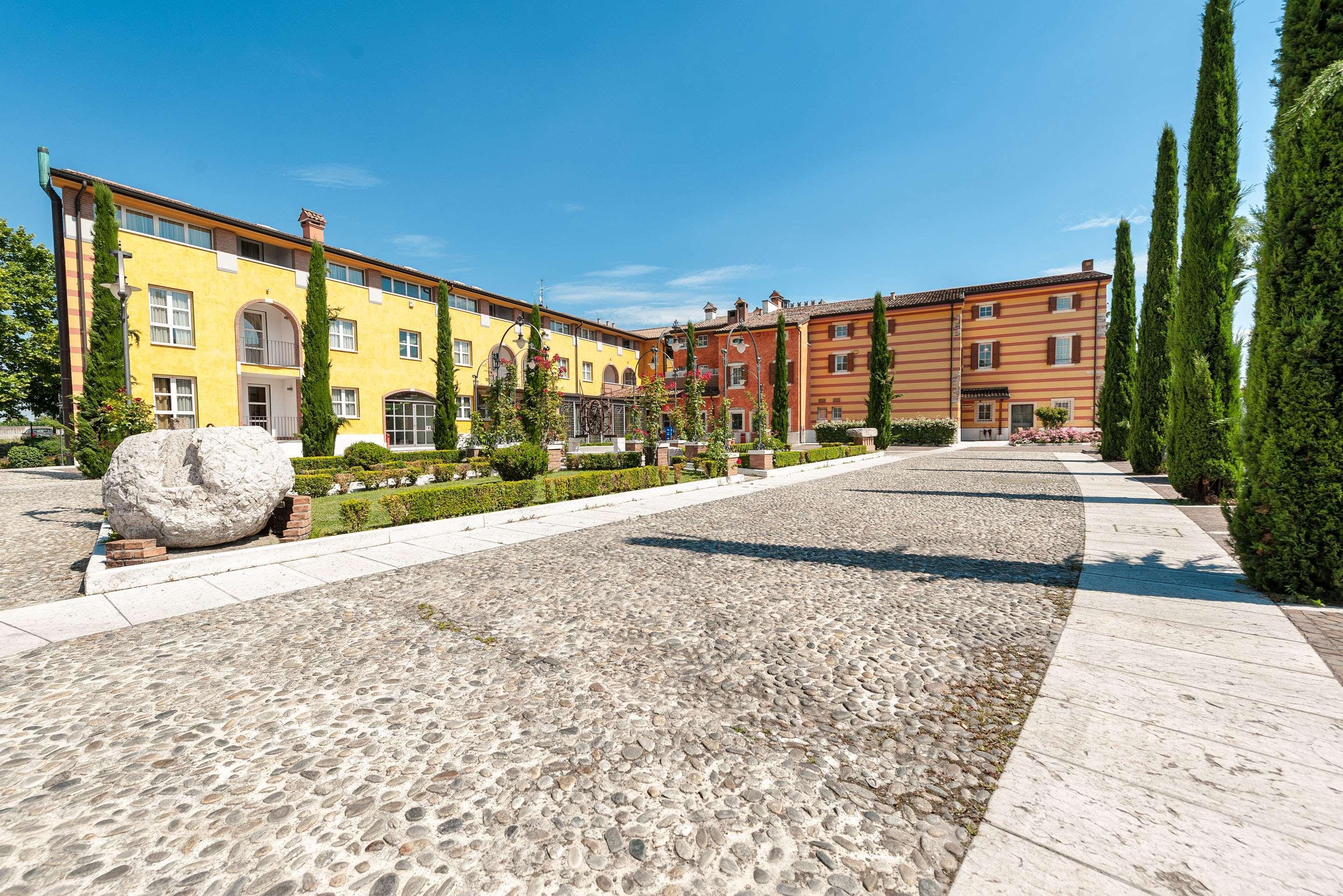 Hotel Villa Malaspina Кастел д'Ацано Екстериор снимка