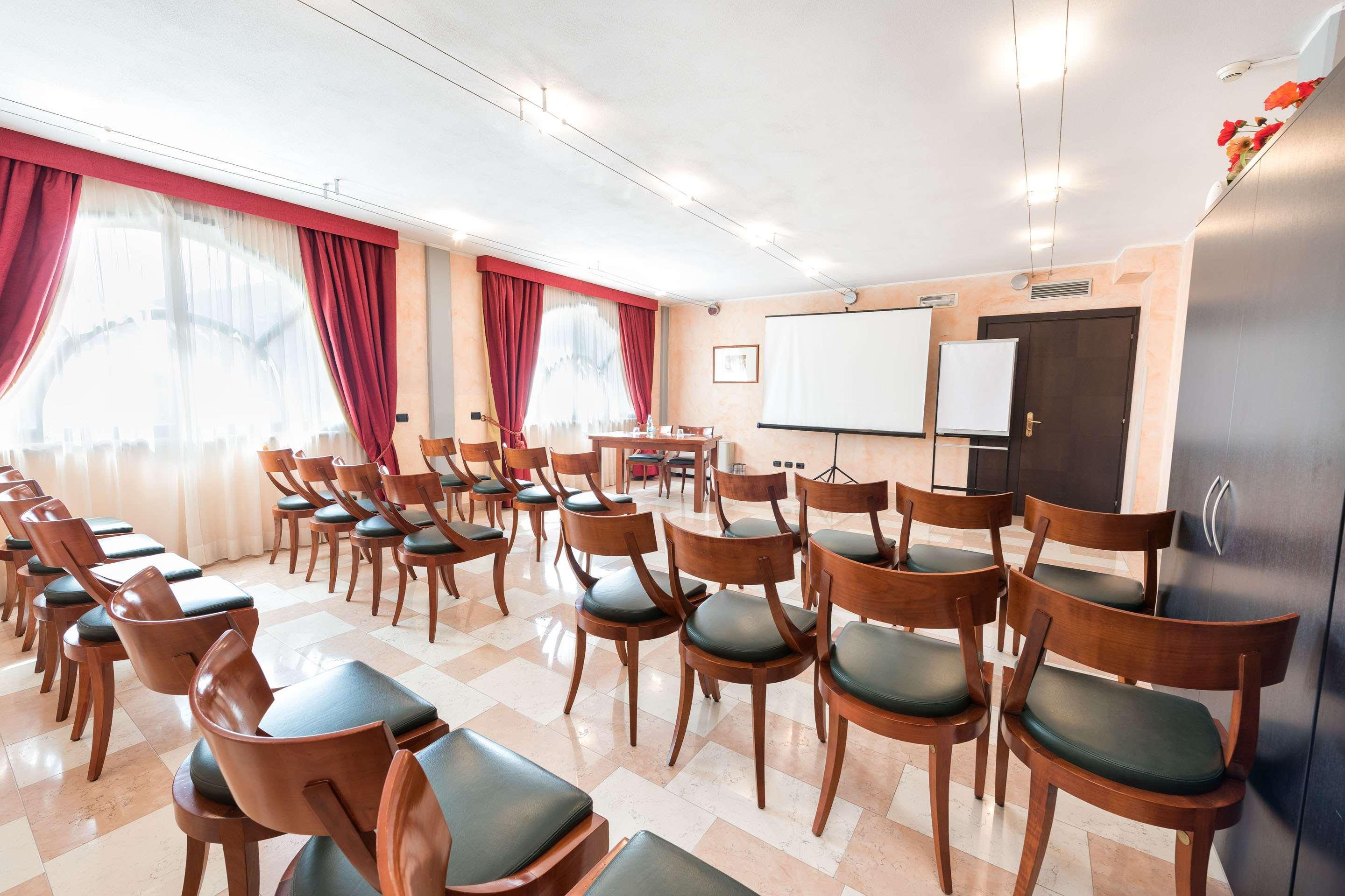 Hotel Villa Malaspina Кастел д'Ацано Екстериор снимка