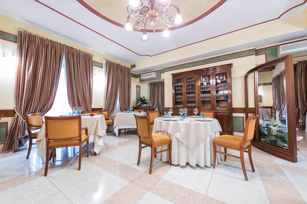 Hotel Villa Malaspina Кастел д'Ацано Екстериор снимка